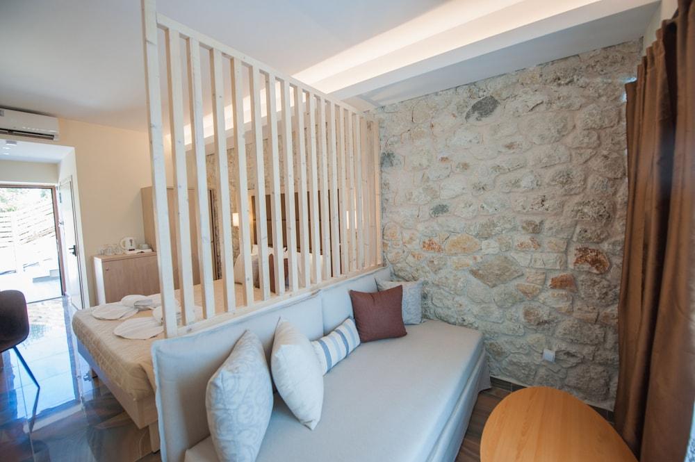 Hotel Porto Demo (adults Only) 4*
