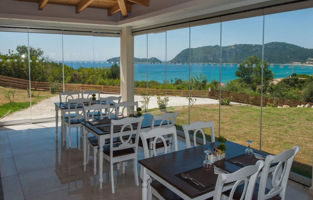 Hotel Porto Demo (adults Only) 4*