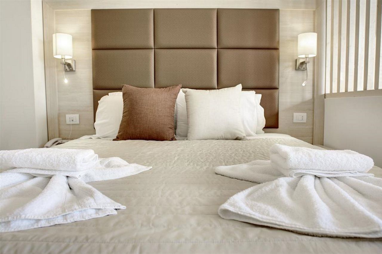 Hotel Porto Demo (adults Only) 4*